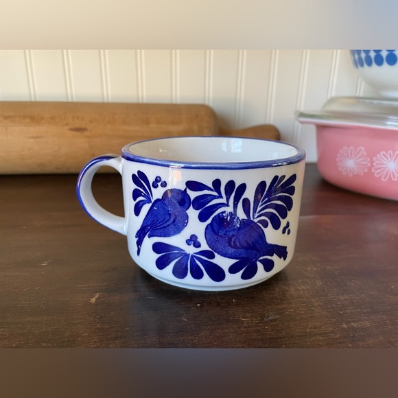 SOLD Vintage Heritage Japanese Blue Floral Bird Stoneware Coffee Mug❤️ - Picture 3 of 5